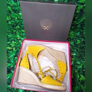 Vince Camuto Gold True Suede Wedges Size 10